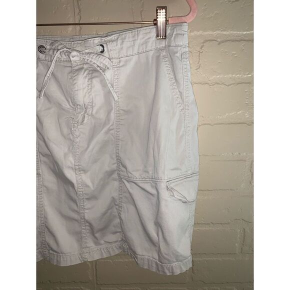Vintage 90’s Y2K Khaki Cargo Skort Size 4 - Picture 1 of 10